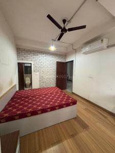 Bedroom Image of 1200 Sq.ft 2 BHK Builder Floor for rent in Palam Vihar Gurgaon for Rs. 30000