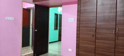 Bedroom Image of 1800 Sq.ft 3 BHK Apartment / Flat for rent in Velachery Chennai for Rs. 35000