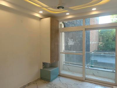 Bedroom Image of 600 Sq.ft 2 BHK Builder Floor for sale in Mahavir Enclave New Delhi for Rs. 5000000