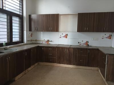 Kitchen Image of 3400 Sq.ft 6 BHK Independent House for sale in Sector 51 Noida for Rs. 90000000