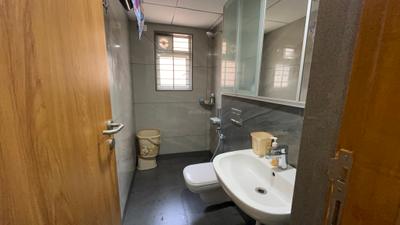 Kumar Parasmani B Bathroom 3