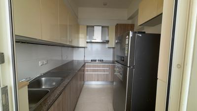 Kitchen Image of 1812 Sq.ft 3 BHK Apartment / Flat for sale in DLF The Primus, Sector 82A Gurgaon for Rs. 28000000