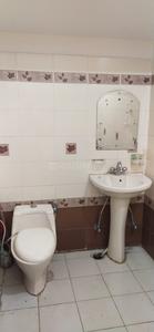 Bathroom Image of 900 Sq.ft 2.5 BHK Builder Floor for rent in Bhagwati Balaji Enclave, Chandsar Basti Bathinda for Rs. 13500