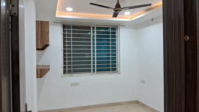 Bedroom Image of 1200 Sq.ft 2 BHK Apartment / Flat for rent in Shanishcharay Developers The Peace Apartment, Hukma Khedi Indore for Rs. 17000
