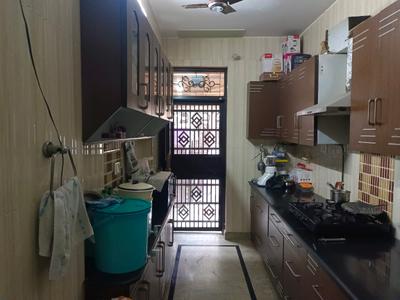 Kitchen Image of 1000 Sq.ft 3 BHK Builder Floor for sale in Janakpuri New Delhi for Rs. 14500000