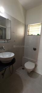 Bathroom Image of 1050 Sq.ft 2 BHK Apartment / Flat for sale in SB Eshanya Florenza, Undera Vadodara for Rs. 3350000