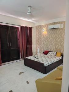 Bedroom Image of 1600 Sq.ft 3 BHK Builder Floor for rent in Sun City, Sector 54 Gurgaon for Rs. 75000