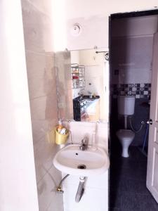 Bathroom Image of 680 Sq.ft 1 BHK Apartment / Flat for rent in Sunrise Glory, Shilphata Thane for Rs. 25000