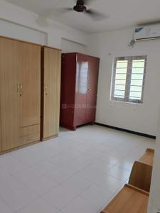 Bedroom Image of 1050 Sq.ft 2 BHK Apartment / Flat for rent in Satellite Ahmedabad for Rs. 28500
