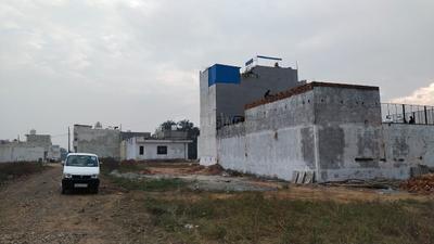 Image of 675 Sq.ft Residential Plot / Land for sale in Shanti Kunj, Gurgaon for Rs. 2235000