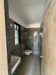 Bathroom Image of 850 Sq.ft 2 BHK Apartment / Flat for rent in Sankla Sommet Tower 1 And 2, Bhugaon Pune for Rs. 22100