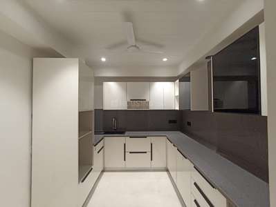 Kitchen Image of 2000 Sq.ft 3 BHK Builder Floor for rent in DLF Phase 2 Shahpur for Rs. 88000