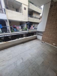 Balcony Image of 1300 Sq.ft 3 BHK Builder Floor for rent in Model Town New Delhi for Rs. 30000