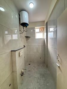 Bathroom Image of 700 Sq.ft 1 BHK Apartment / Flat for rent in Indira Nagar Bengaluru for Rs. 30000