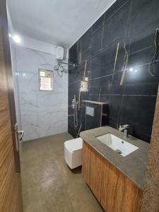 Bathroom Image of 2490 Sq.ft 3 BHK Apartment / Flat for rent in Pashan Pune for Rs. 41000