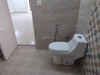 Bathroom Image of 1500 Sq.ft 2 BHK Builder Floor for rent in Safdarjung Development Area New Delhi for Rs. 70000
