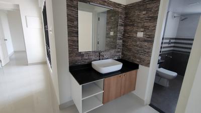 Bathroom Image of 998 Sq.ft 3 BHK Apartment / Flat for rent in Desai DD Sports City Pavilion, Veiloor Thiruvananthapuram for Rs. 25500
