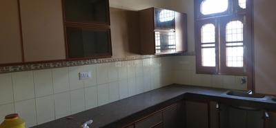 Kitchen Image of 2000 Sq.ft 3 BHK Apartment / Flat for rent in Patel Nagar Pathankot for Rs. 25000