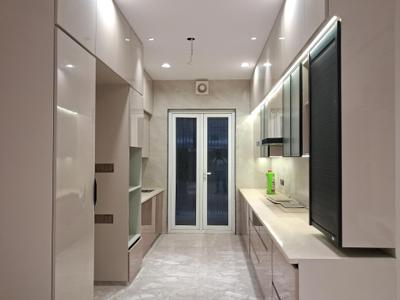 Kitchen Image of 1800 Sq.ft 3 BHK Builder Floor for sale in Paschim Vihar New Delhi for Rs. 35000000