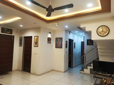 Living Room Image of 2500 Sq.ft 5 BHK Independent House for sale in Karelibagh Vadodara for Rs. 14510000