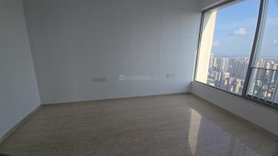 Bedroom Image of 2200 Sq.ft 4 BHK Apartment / Flat for sale in Oberoi Eternia Towers A to D, Mulund West Mumbai for Rs. 80000000