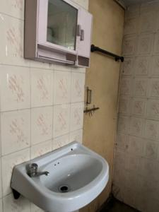 Bathroom Image of 1140 Sq.ft 4 BHK Apartment / Flat for sale in Shiv apartment, Pimpri Pune for Rs. 12500000