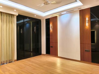 Bedroom Image of 1100 Sq.ft 3 BHK Builder Floor for sale in Sector 99A Gurgaon for Rs. 16000000