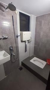 Hira Arcade Bathroom Two 3