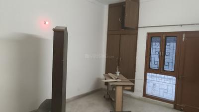 Bedroom Image of 2000 Sq.ft 3 BHK Independent House for rent in Sector 14 Gurgaon for Rs. 47000