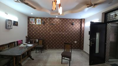Living Room Image of 1350 Sq.ft 3 BHK Builder Floor for rent in Pitampura New Delhi for Rs. 66000