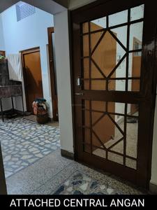 Bedroom Image of 2200 Sq.ft 2 BHK Independent House for rent in Alambagh Lucknow for Rs. 8000