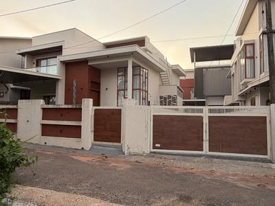 Image of 2800 Sq.ft 4 BHK Independent House for sale in Kakkanad, Kochi for Rs. 18500000