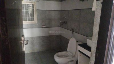 Image of 1190 Sq.ft 2 BHK Apartment / Flat for rent in Panchsheel Wellington, Crossings Republik, Ghaziabad for Rs. 20000