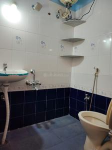 Bathroom Image of 1200 Sq.ft 3 BHK Independent House for rent in Kumaraswamy Layout Bengaluru for Rs. 35000