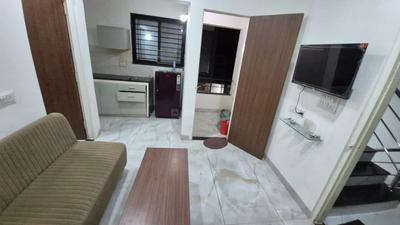 Living Room Image of 600 Sq.ft 1 BHK Independent House for rent in Scheme No 114 Indore for Rs. 18000