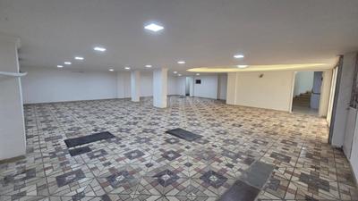 Hall Image of 9500 Sq.ft 5 BHK Villa for rent in Thane West Thane for Rs. 425000