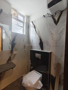 Bathroom Image of 2100 Sq.ft 3 BHK Apartment / Flat for rent in Cooke Town Bengaluru for Rs. 120000