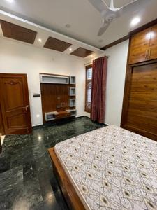 Bedroom Image of 5000 Sq.ft 5 BHK Independent House for rent in Channi Himmat Jammu for Rs. 95000