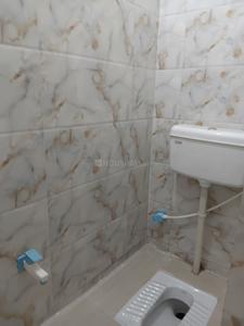 Bathroom Image of 2000 Sq.ft 3 BHK Builder Floor for rent in Sector 122 Noida for Rs. 35000
