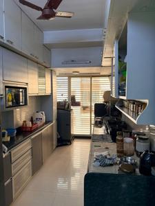 Kitchen Image of 920 Sq.ft 3 BHK Apartment / Flat for sale in Khar West Mumbai for Rs. 55000000