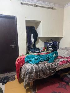 Bedroom Image of 650 Sq.ft 1 BHK Independent House for rent in Alpha II Greater Noida for Rs. 13500