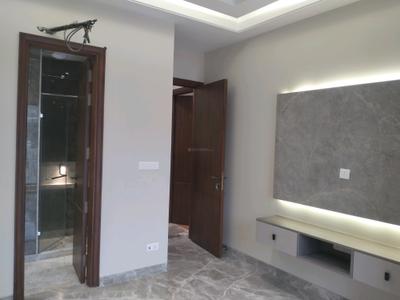 Bedroom Image of 1350 Sq.ft 3 BHK Builder Floor for sale in Paschim Vihar New Delhi for Rs. 28500000