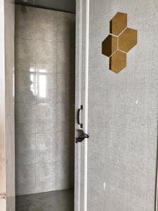 Common Bathroom Image of 700 Sq.ft 2 BHK Apartment / Flat for sale in Tulip Lemon, Sector 69 Gurgaon for Rs. 8200000