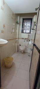 Bathroom Image of 850 Sq.ft 2 BHK Apartment / Flat for sale in Anand Heritage, Dahisar West Mumbai for Rs. 15000000