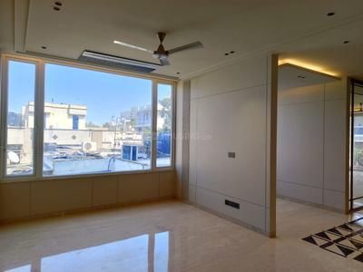 Bedroom Image of 2250 Sq.ft 3 BHK Builder Floor for sale in Panchsheel Park New Delhi for Rs. 100000000
