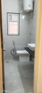Image of 1800 Sq.ft 3 BHK Duplex for rent in South Park Apartments, Chittaranjan Park, New Delhi for Rs. 75000