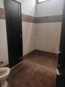 Bathroom Image of 1790 Sq.ft 2 BHK Builder Floor for rent in New Rajesh Nagar Amritsar for Rs. 13000