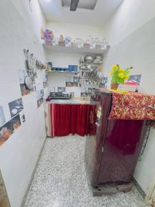 Kitchen Image of 225 Sq.ft 1 BHK Builder Floor for sale in Shakurpur New Delhi for Rs. 3000000
