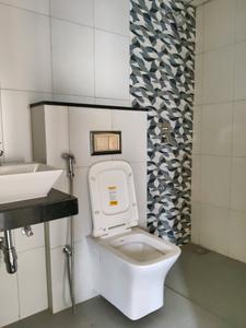 Common Bathroom Image of 630 Sq.ft 2 BHK Apartment / Flat for rent in Godrej Upavan, Bhiwandi Thane for Rs. 18500