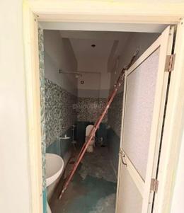 Bathroom Image of 350 Sq.ft 1 BHK Independent House for rent in Pokhraira Muzaffarpur for Rs. 7000